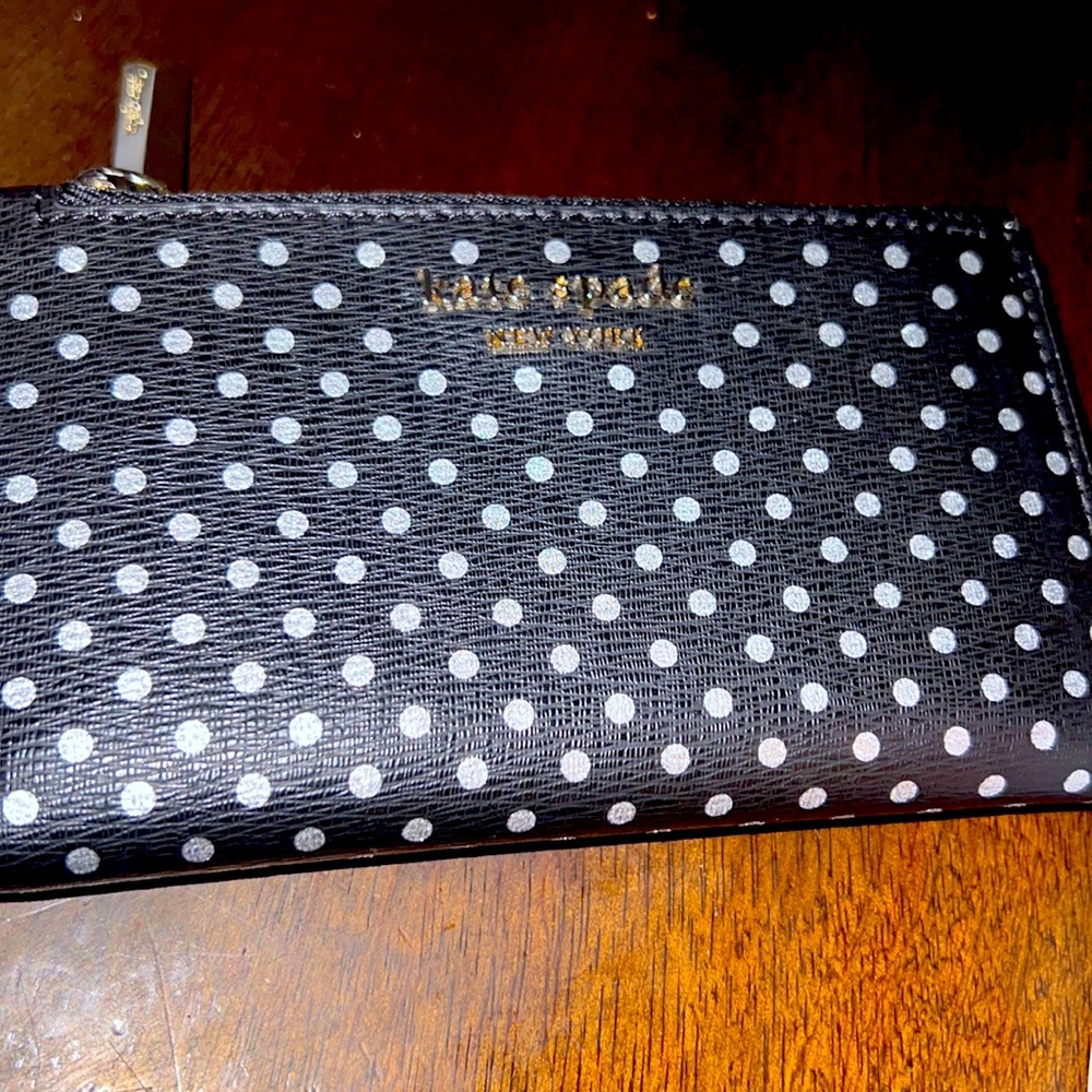 Todays Sale🎈Kate spade Wallet